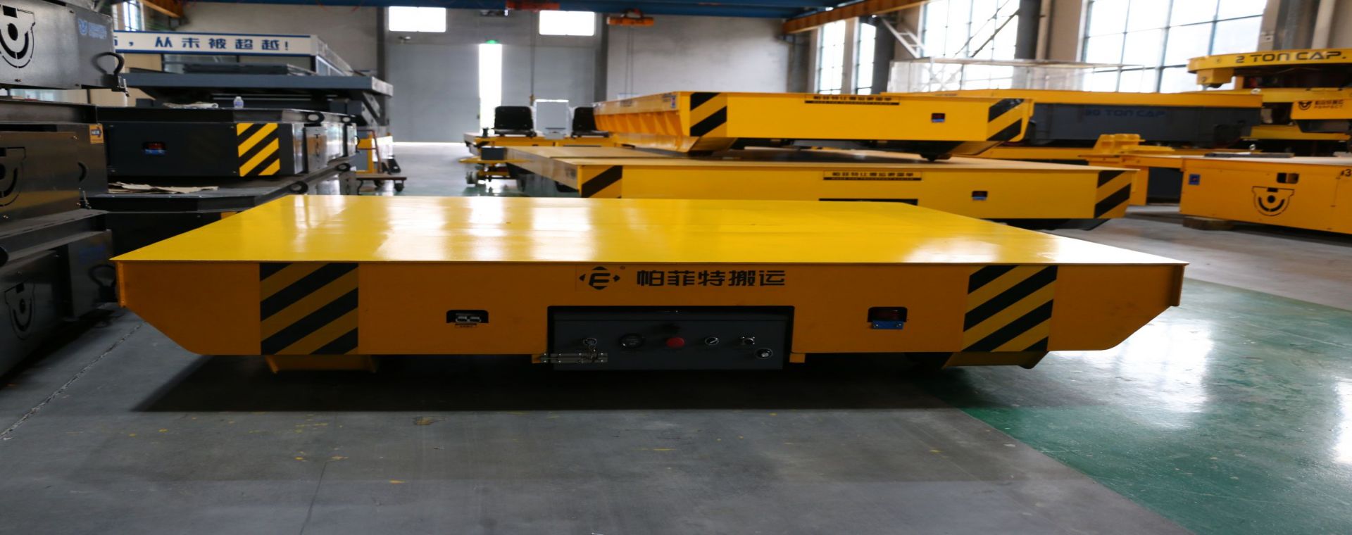 大型結(jié)構(gòu)件運(yùn)輸車(chē)